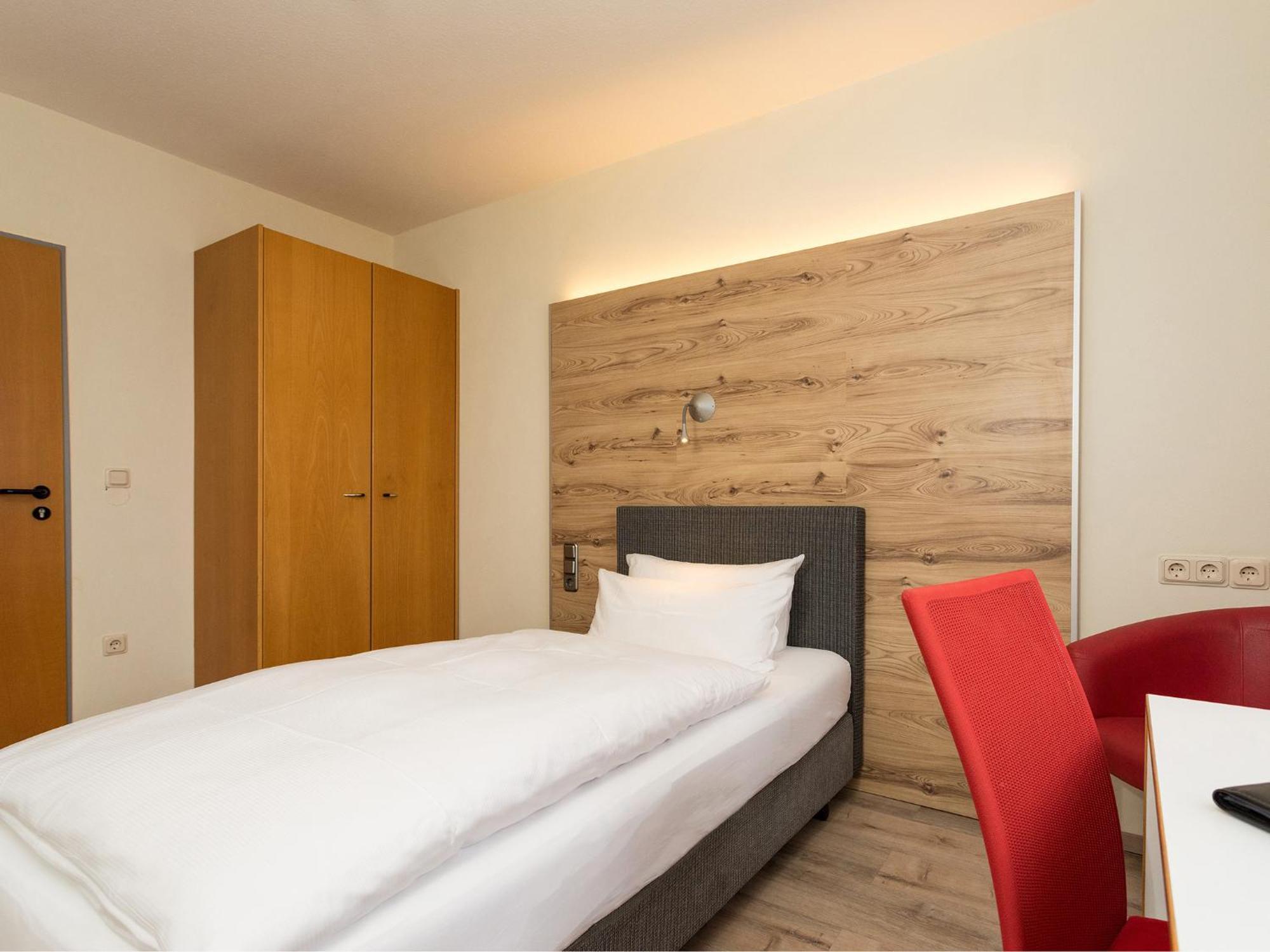 ברגיש גלאדבך Hotel & Wirtshaus Hansen מראה חיצוני תמונה