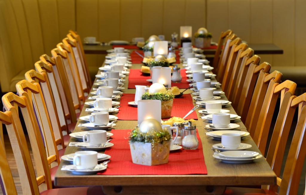 ברגיש גלאדבך Hotel & Wirtshaus Hansen מראה חיצוני תמונה