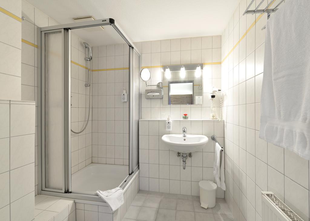 ברגיש גלאדבך Hotel & Wirtshaus Hansen מראה חיצוני תמונה