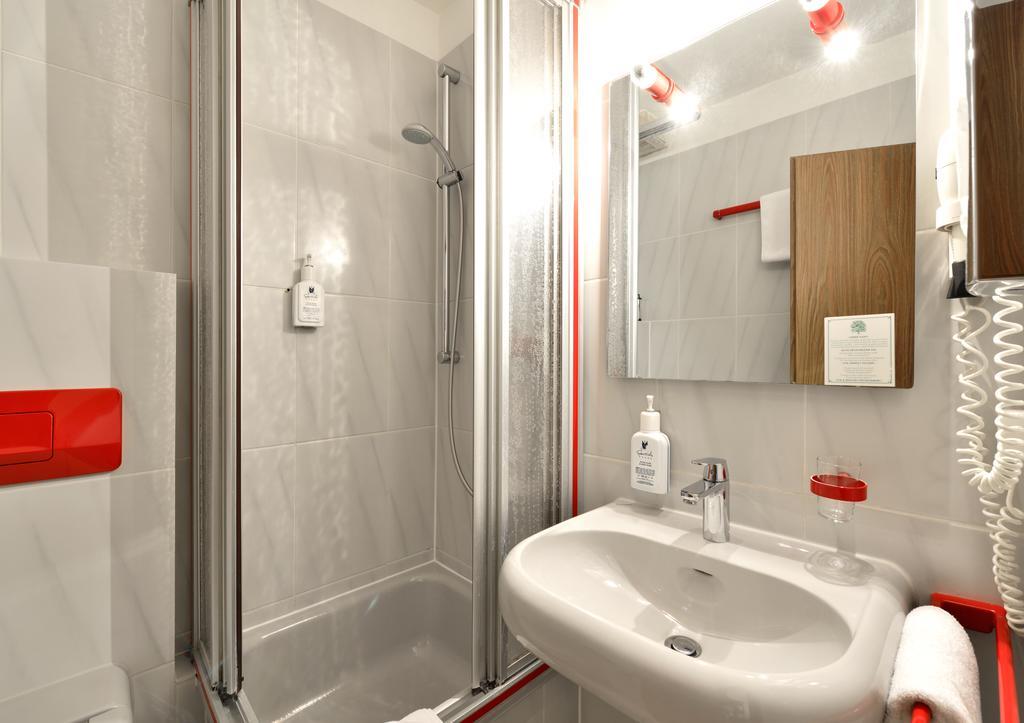 ברגיש גלאדבך Hotel & Wirtshaus Hansen מראה חיצוני תמונה
